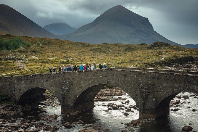 3-Day Isle of Skye Inverness Highlands and Glenfinnan Viaduct Tour from Edinburgh - Day 1 from Edinburgh: Kelpies and Helix, Stirling history, Glencoe tragedy, Glenfinnan Viaduct