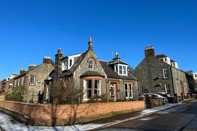 5 Days English Speaking Course Around Edinburgh - Entrance fees, optional add-ons, and what costs you might still face