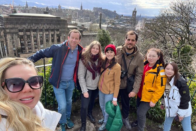 5 Days English Speaking Course Around Edinburgh - Where you start in Edinburgh, and how the days are paced