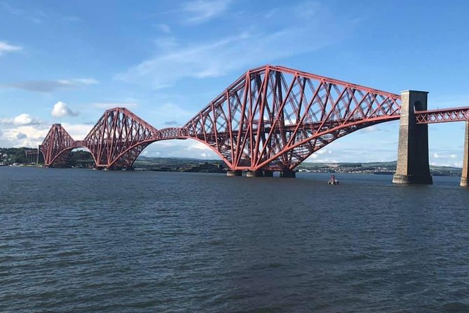 A taste of Scotland Full-Day Private Tour - William Wallace Monument and Birthplace Visit