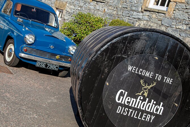 Best Scottish Whisky Distilleries Private Tasting Trip plus optional Castle Tour - Mash Tun Hotel lunch break: free stop, strong whisky browsing