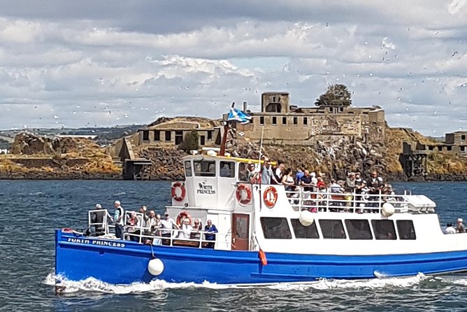 Blackness Castle Cruise - Three Bridges from the water: the main event for photos