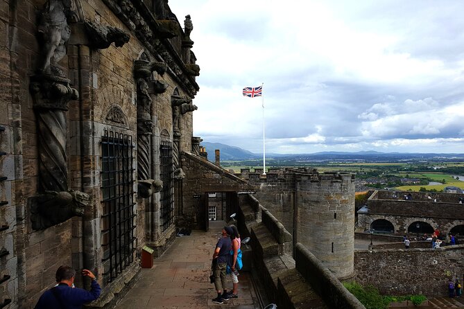 Blackness & Stirling Castle, Wallace Monument Private Tour - Blackness Castle: Medieval Fortress Energy by the Firth of Forth