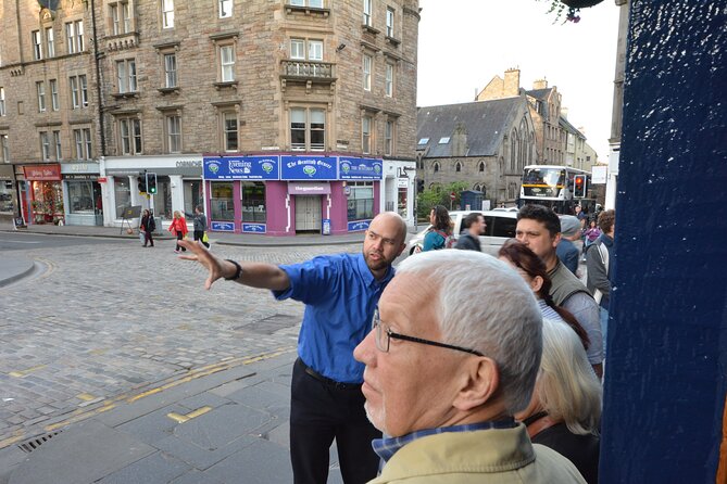 Bonnie Prince Charlie's Edinburgh - An Edinburgh Walking Tour - Greyfriars Kirkyard: graves that ground the story