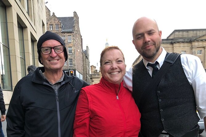 Bonnie Prince Charlie's Edinburgh - An Edinburgh Walking Tour - The Royal Mile: where the Jacobite drama plays out on foot