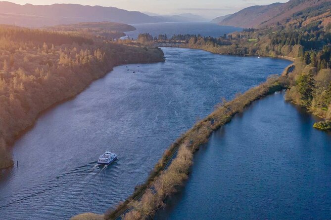 Caledonian Canal and Loch Ness Sightseeing Cruise - A 50-minute boat ride with big-name Loch Ness views