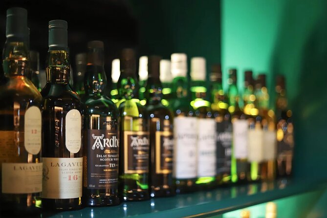 Cellar Of Scotland Walking Tour, taste Edinburgh's finest drinks - A 2.5-hour Edinburgh bar hop that doesn’t feel random