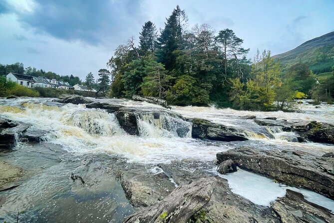 Central Scotland Driving Tour - Stirlingshire (Private) - Callander visitor area: snacks, a Highlands gateway, and an easy reset