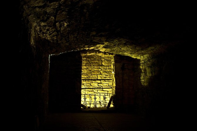 City of the Dead Underground Vaults (Day) - Practical comfort tips for Edinburgh’s underground vaults