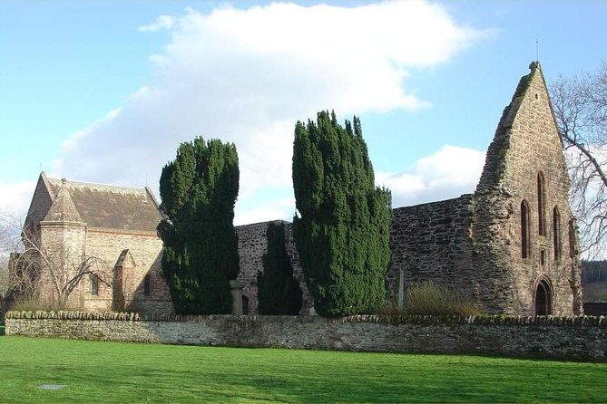 Clan Tour - OUTLANDER series and Loch Ness - Stop 3: Loch Ness in 15 Minutes, Nessie Facts Included