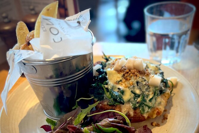 Dinner and Private Tour with your Personal Scottish Sommelier - Entering Edinburgh at 6 pm With a Food Plan