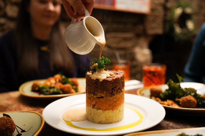 Eating Edinburgh: Old Town Food & Drinks Tour - Starting at Paddington Bear, then Letting Old Town Lead