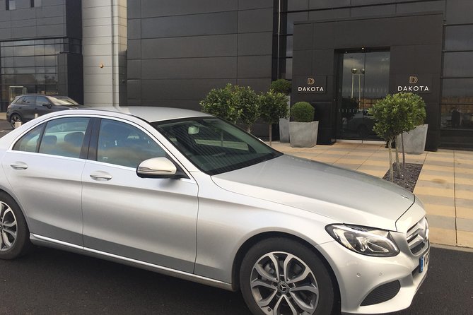 Edinburgh Airport to Glasgow City Chauffeured Hire Driver - Meet and Greet From Edinburgh Airport to Your Glasgow Doorstep
