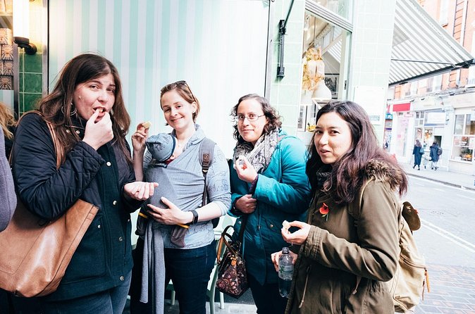 Edinburgh Cheese Crawl : Guided Food Tour - Prosecco pairing: a small bonus, not a wine festival
