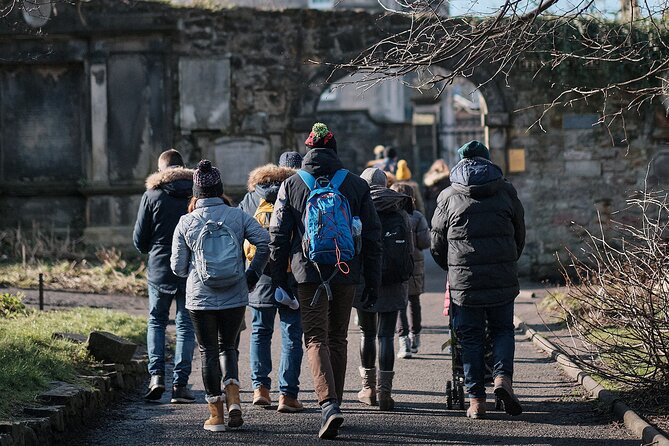 Edinburgh Full Day Walking Tour with Castle Included -Small Group - Lunch on the Royal Mile, then Mercat Cross and St Giles Cathedral