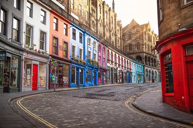 Edinburgh Full Day Walking Tour with Castle Included -Small Group - Grassmarket to Victoria Street: pubs, darker past, and colorful street views