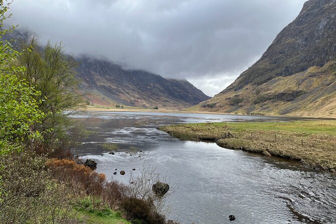Edinburgh: Glenfinnan Viaduct, Glencoe & Fort William - Guides, humor, and why the stories matter