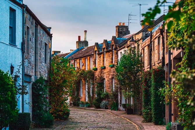 Edinburgh Half Day Tour (Private Chauffeur) - Royal Mile to Grassmarket: Getting Oriented in Edinburgh Old Town