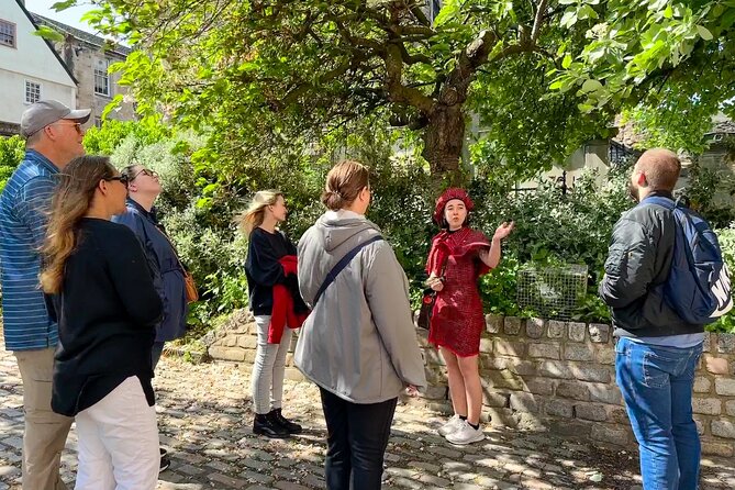 Edinburgh Historical Gems Tour with Whisky & Local Flavours - Should you book this Edinburgh afternoon walk?