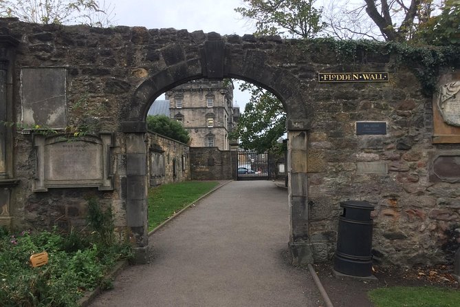 Edinburgh: History Lovers Old Town Walking Tour - Start on Princes Street, finish on the Royal Mile