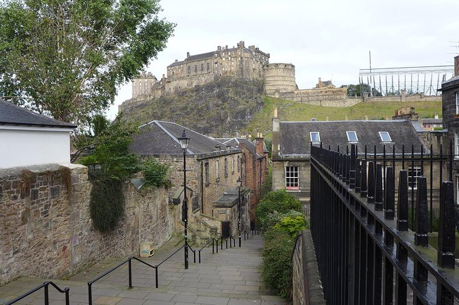 Edinburgh: History Lovers Old Town Walking Tour - St Giles’ Cathedral: a quick walk-around that makes the architecture click