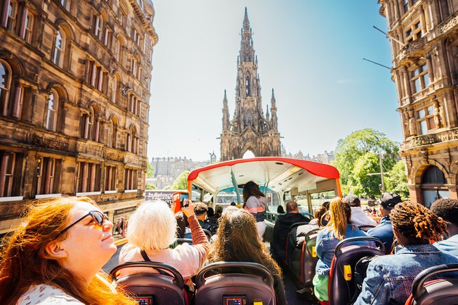 Edinburgh Hop-On Hop-Off Britannia Tour - The onboard audio: how to get value from the 9 languages