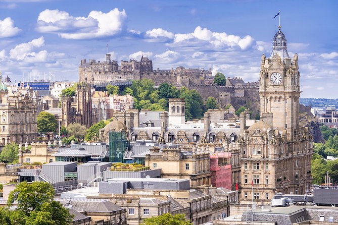 Edinburgh Like a Local: Private & Personalized Experience (3 hrs) - Edinburgh Castle and the feudal feeling, up close