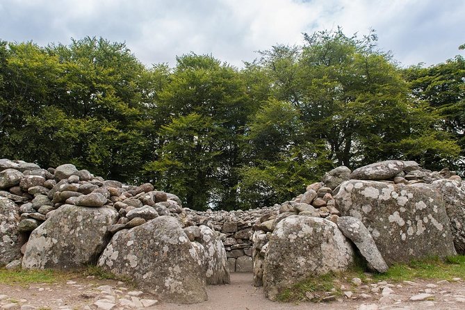 Edinburgh: Loch Ness, Inverness & The Highlands - 2 Day Tour - Day Two: Culloden Battlefield and Bronze Age Clava Cairns