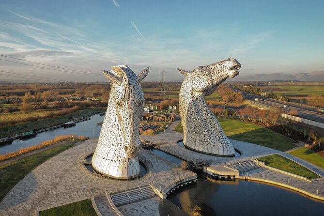 Edinburgh: Mary Queen of Scots Privately Guided Luxury Day Tour - The Kelpies and the Wallace Monument stops that break up the drive