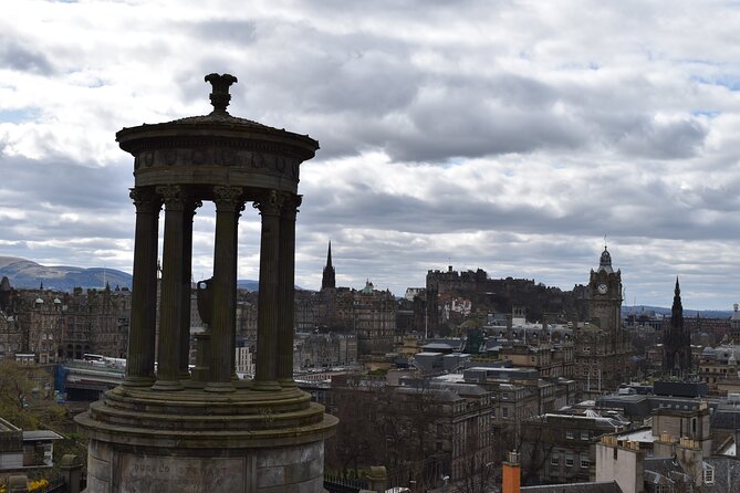 Edinburgh Old Town Private Self-Guided Tour - St Giles Cathedral: Patron Saint, Old Stones, and Myth Checks