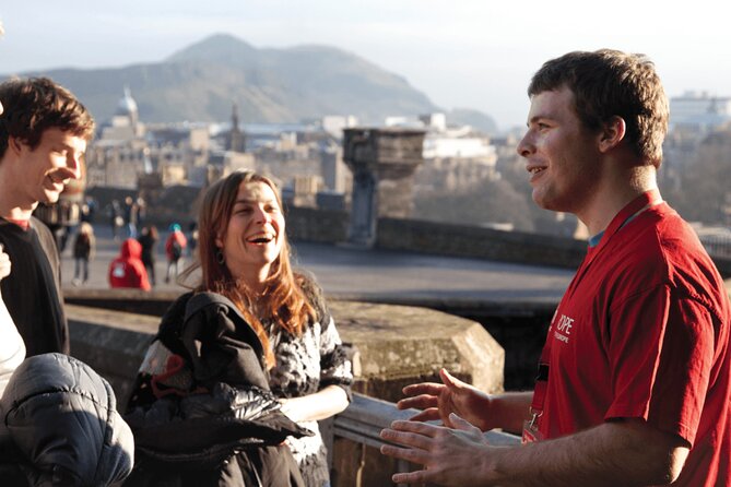 Edinburgh: Old Town's Highlights Walking Tour - Old Town in Two Hours, the Right Way to Get Your Bearings