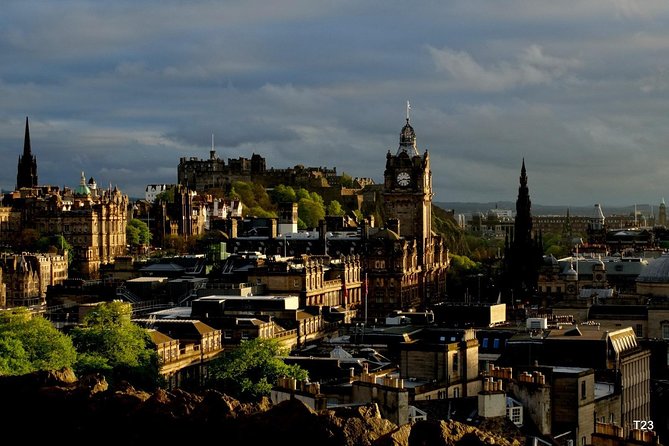 Edinburgh - Old Town Stories - Old Town Edinburgh on foot, with Scotland’s origins as your thread