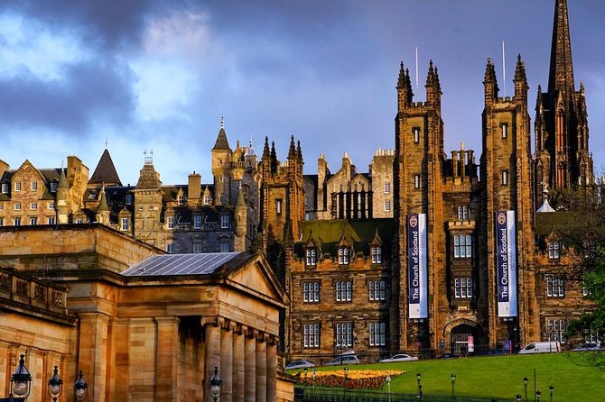 Edinburgh Private Walking Tour - Getting Your Bearings on the Royal Mile Without the Crowds