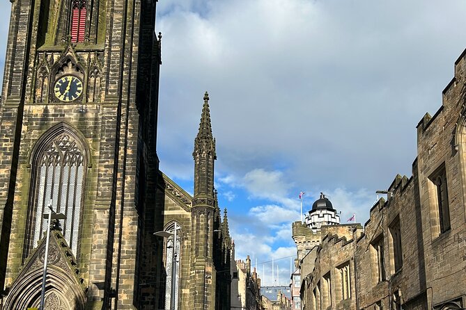 Edinburgh Shore Excursion: City Tour and Royal Yacht Britannia - The bus, the guide, and what really makes the tour feel worth it