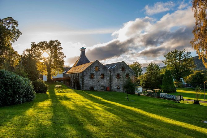 Edinburgh: The Ultimate Whisky Experience Tour - A whisky day trip that actually gets you out of Edinburgh