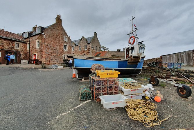 Edinburgh to St Andrews private driving tour - St Andrews University: a calm walk across Scotland’s oldest university