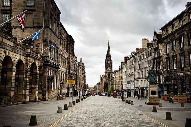 Edinburgh Unveiled: Luxury Private Driving Tour of Edinburgh - Calton Hill: one stop, a whole-city perspective