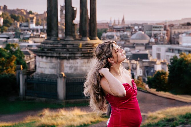 Elegant Professional Private Photoshoot Tour in Edinburgh - Stop 2, Water of Leith to St Bernard’s Well and Circus Lane