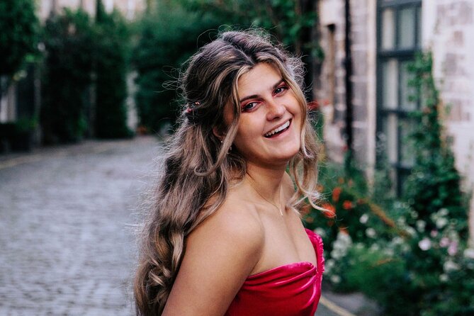Elegant Professional Private Photoshoot Tour in Edinburgh - Price and Value for Up to Two People