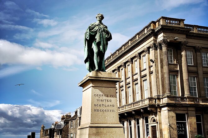 Enchanting Edinburgh: Half-Day Walking Tour with Local Guide - Why a local guide and cobblestone walking matters
