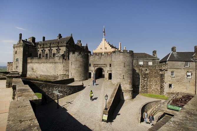 Executive Scottish Lowlands Tour - How the day runs, from 8:00am pickup to Edinburgh drop-off