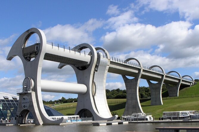 Executive Scottish Lowlands Tour - The Kelpies and The Helix, a free stop that gives you motion and myth