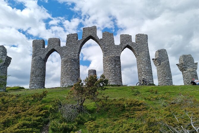Executive Travel & Guided Tours through the Highlands of Scotland - Price and what your $857.32 per group is really buying