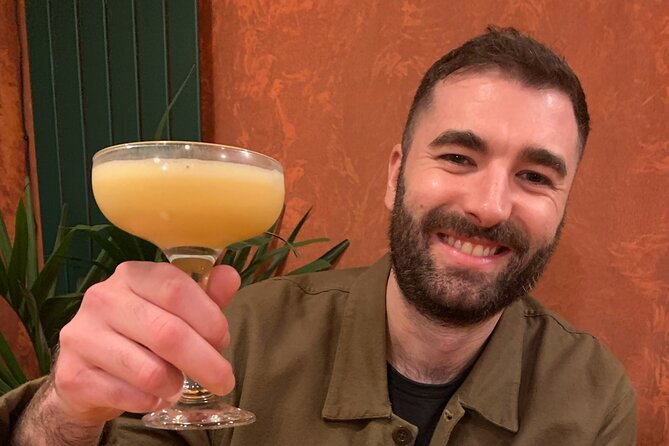 Explore Edinburgh's Asian Quarter & Local Scottish Cuisine - University of Edinburgh Stop: Roti, Campus Views, and a Good First Bite