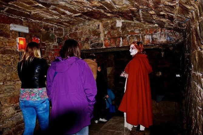 Extreme Paranormal Underground Ghost Tour in Edinburgh - The Guide’s Character: Spooky, Funny, and Sometimes Raunchy