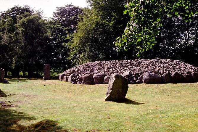 Full-Day Outlander Experience in the Scottish Highlands from Inverness - Inverness first stop: Lord Lovat’s house and St Stephen’s Church aftermath