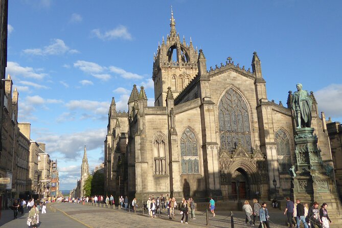 Fun, Flexible Treasure Hunt Around Edinburgh with Cryptic Clues & Hidden Gems - Crowd reality and best times to play
