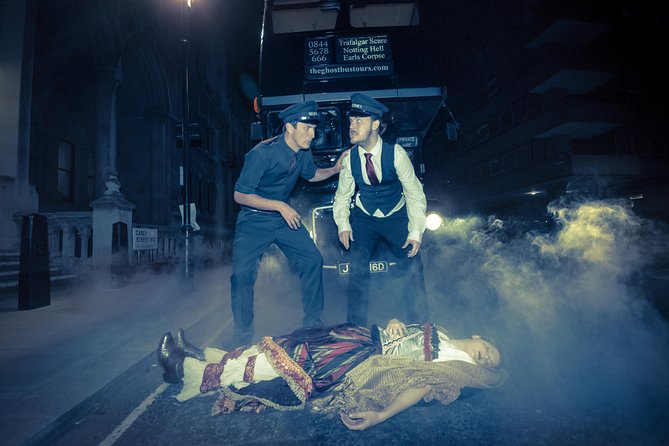 Ghost Bus Tour of Edinburgh - The story stops that shape the route: Castle to Old Town