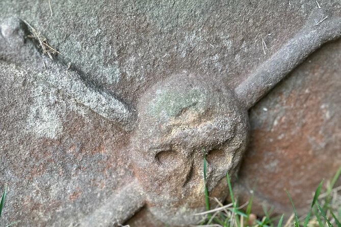 Ghost, Ghouls and Graveyards Private Highland Tour - Stop 5: Clava Cairns and the 4,000-year-old hush