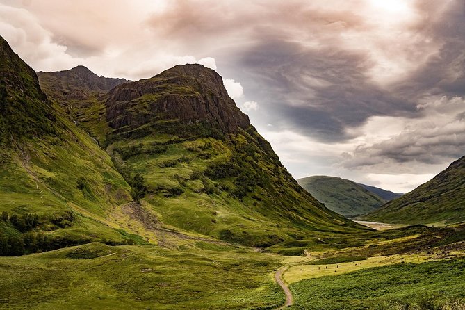 Glasgow: Eilean Donan, Loch Ness & Glenfinnan - 2 Day Tour - Price and logistics: what you are really paying for